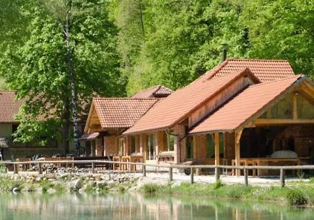 Garden House Apartma *